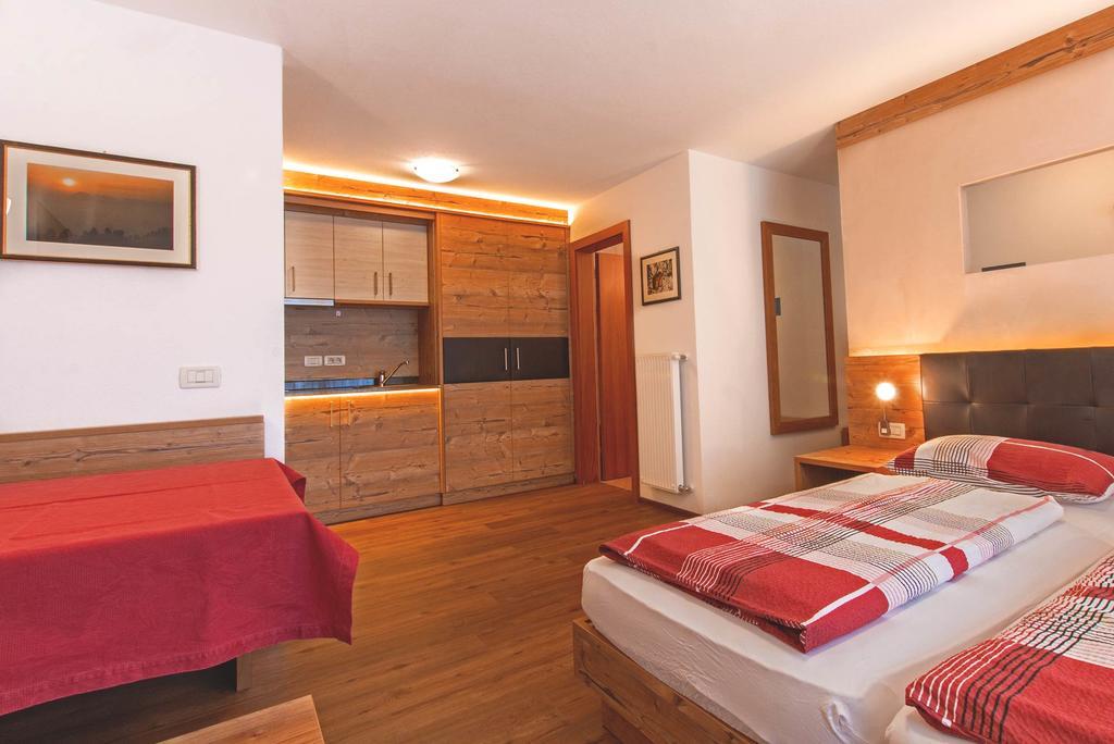 Residence Araldina San Cassiano  Ruang foto